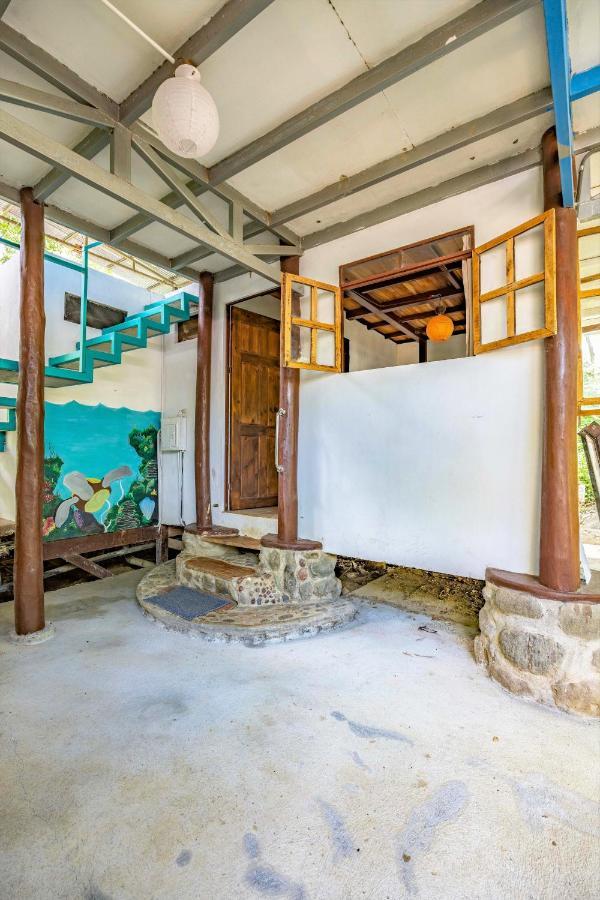 Uvita River Guesthouse Exterior photo