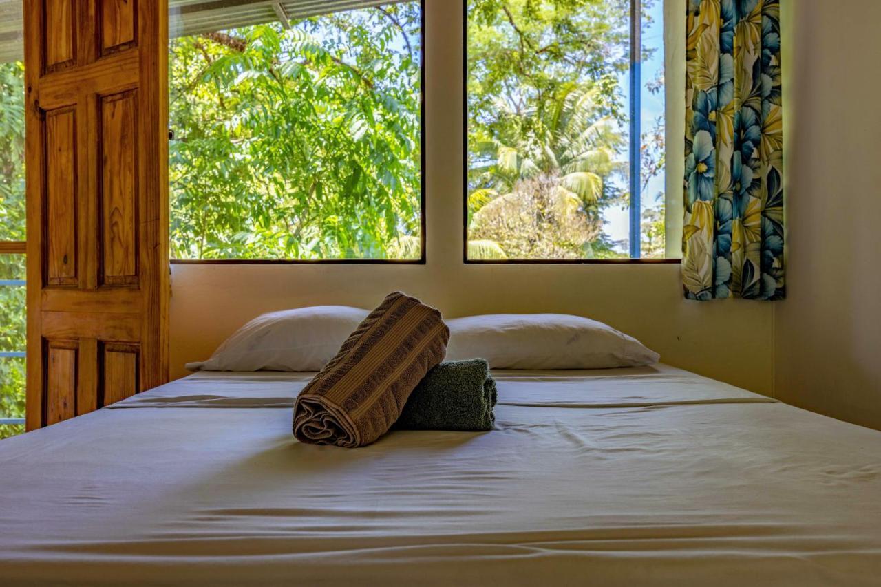 Uvita River Guesthouse Exterior photo
